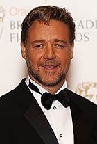 Photo of Russell Crowe