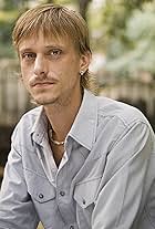 Photo of Mackenzie Crook